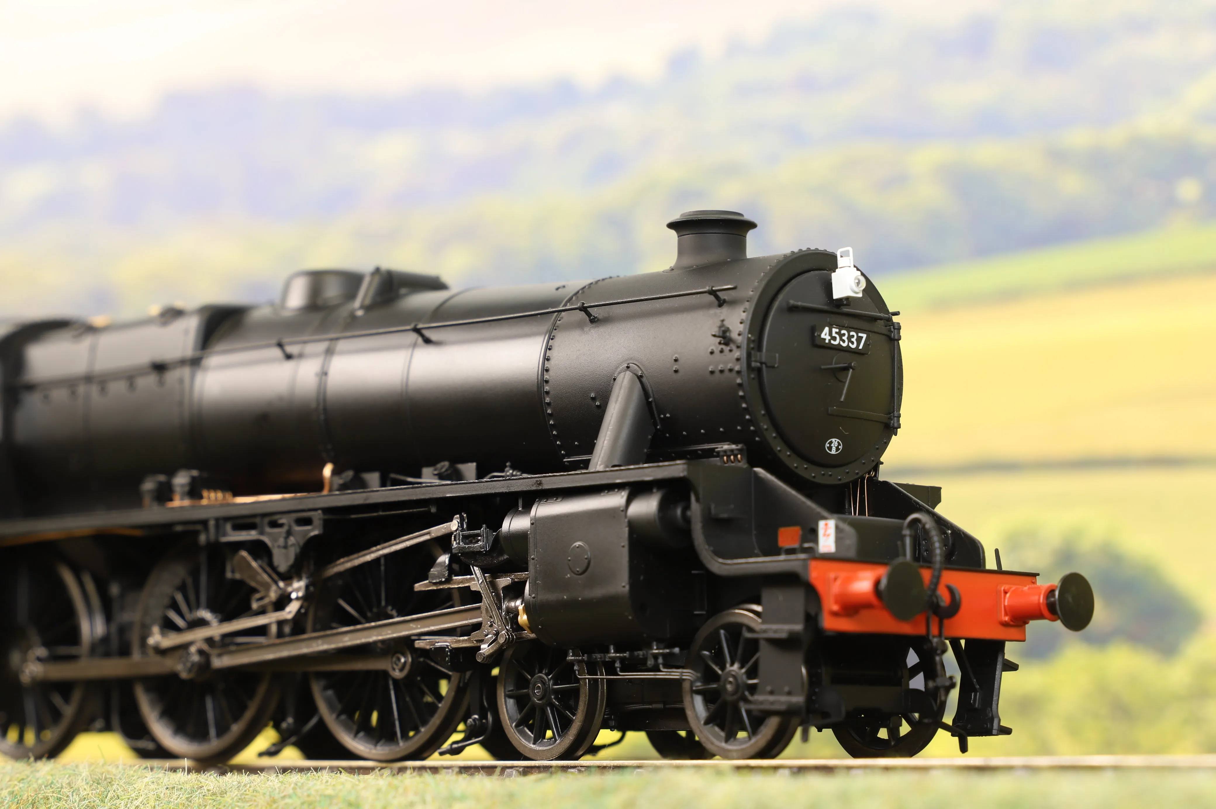 Ellis Clark Trains E1007S O Gauge Stanier Class 5 4-6-0 "Black 5", Plain BR Black, '45337', Welded Tender, DCC Sound