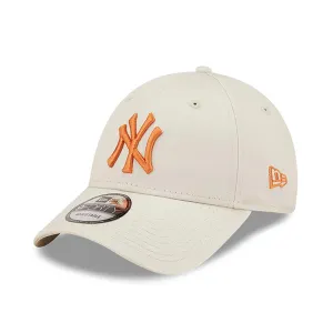 NEW ERA New York Yankees League Essential Cream 9FORTY Adjustable Cap