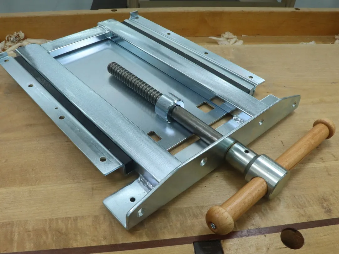 Sjoberg Adjustable Vise